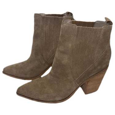 Marc Fisher Western boots