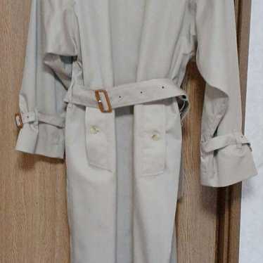 Burberry beige trench coat - Gem