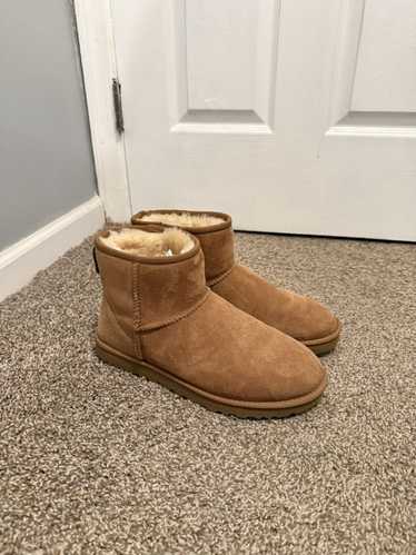 Ugg Ugg mini boot