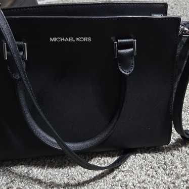 Micheal Kors purse