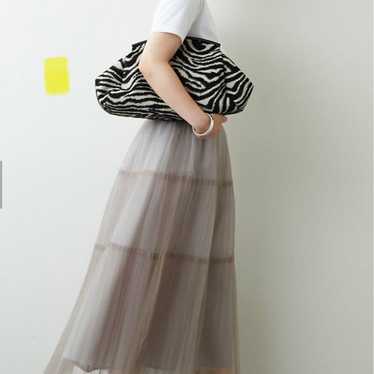 【A VACATION】PILLOW ZEBRA Zebra Bag