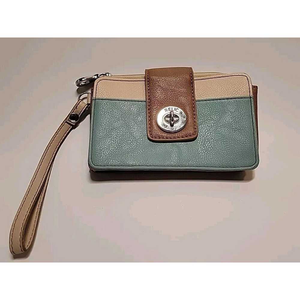 Vintage RELIC By Fossil Zip Snap ID Wristlet Pebb… - image 2