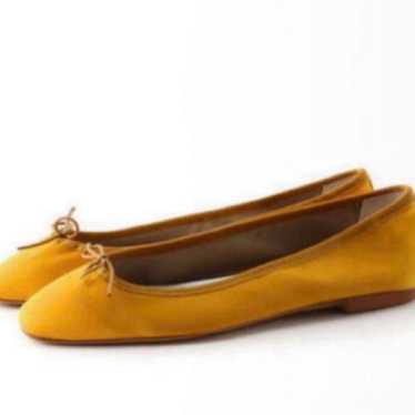 LE TALON GRISE Soft Ballet Shoes - Yellow