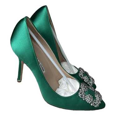 Manolo Blahnik Hangisi silk heels