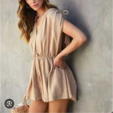 NWOT VICI Gisela Romper