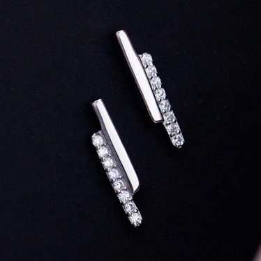 *NEW 925 Sterling Silver Diamond Bar Earrings