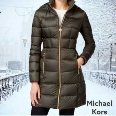 Michael Kors black chevron style puffer coat!