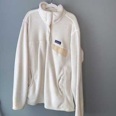 White fuzzy Patagonia half zip