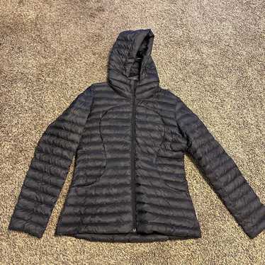 Lululemon Pack it down jacket