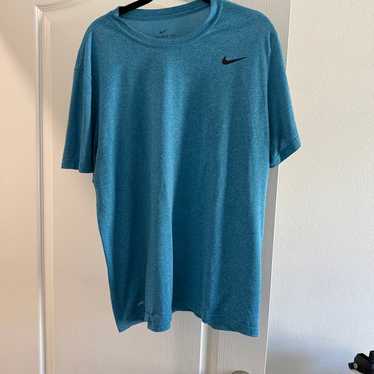 Men’s The Nike Tee in Blue SZ L