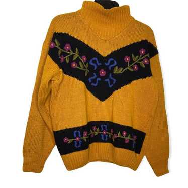 Vintage mustard yellow floral Sweater medium