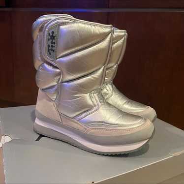 Aldo Silver Metallic Puffer Moon Boots