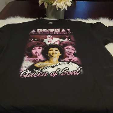 Aretha Franklin t shirt