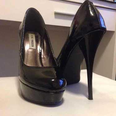 Steve Madden Patent Leather Black Pumps