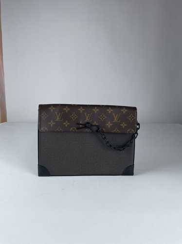 Louis Vuitton Pochette Voyage Streamer