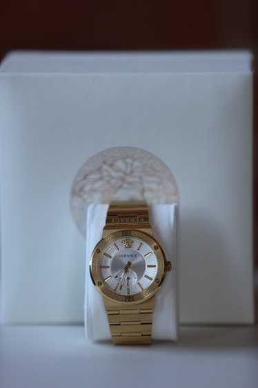 Versace Greca Logo Watch