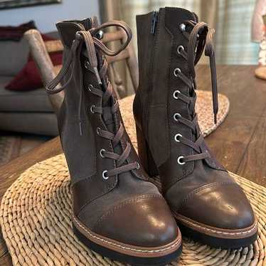 Naturalizer Camden combat boot in army green sued… - image 1