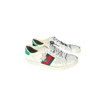 Gucci Leather lace ups