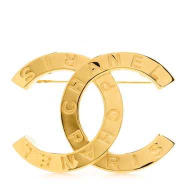 CHANEL Metal Paris Button CC Large Brooch Gold