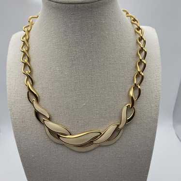 Vintage Signed Napier Creme and Gold Metal Choker 