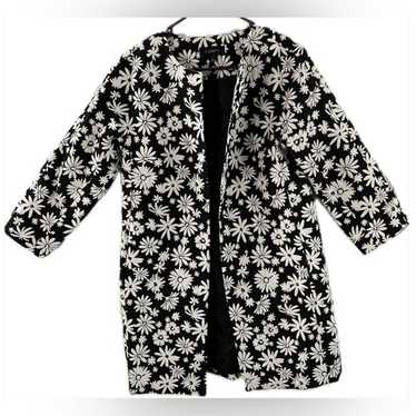 TALBOTS Floral Black & White Topper, Size 4