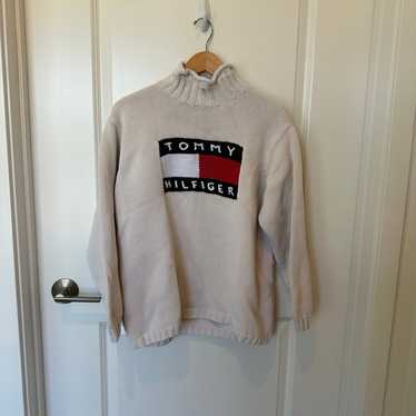 90s vintage Tommy Hilfiger knit sweater