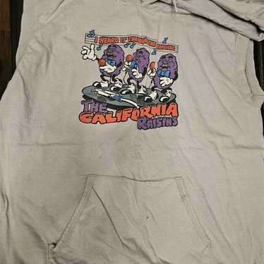 California raisins surf up - Gem