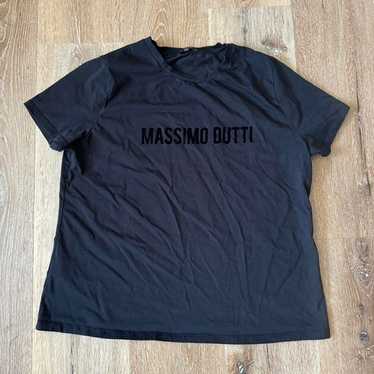 Massimo Dutti velvet black brand logo