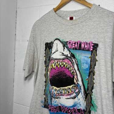 Vintage 90s Seaworld Great White Tee