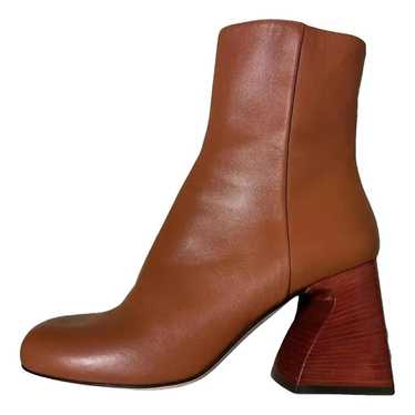 Max Mara Leather boots