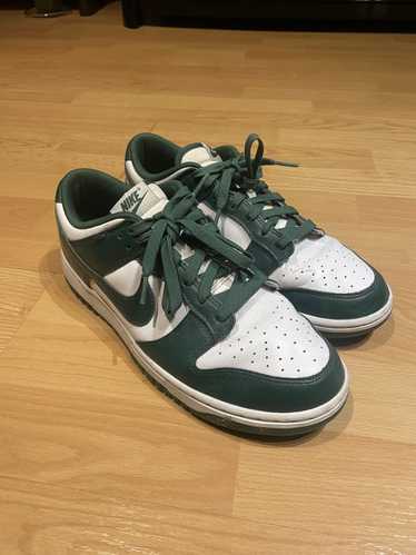 Nike Michigan State Dunks