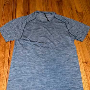 Lululemon Metal Vent Tech Breathe Tee