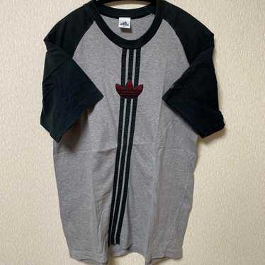 90s Adidas Raglan Tee Center Logo Adidas