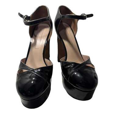 Marc Jacobs Patent leather heels