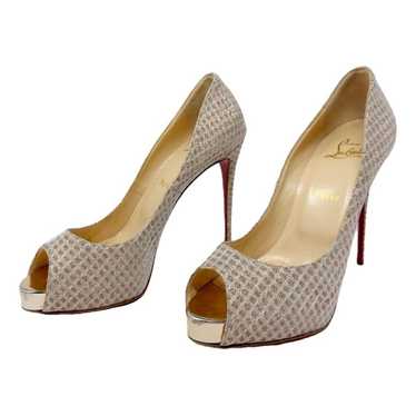 Christian Louboutin Very Privé leather heels