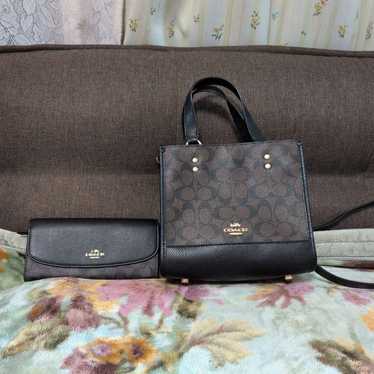 COACH Shoulder Bag with Wallet