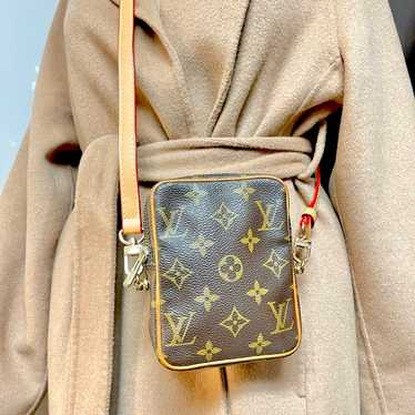 Authentic Louis Vuitton monogram crossbody bag