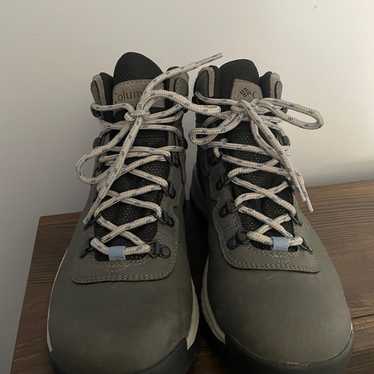 Columbia Hiking Boots