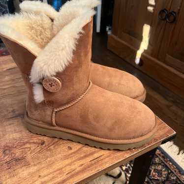 UGG Bailey Button ll