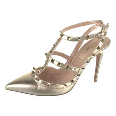 Valentino Garavani Rockstud leather heels