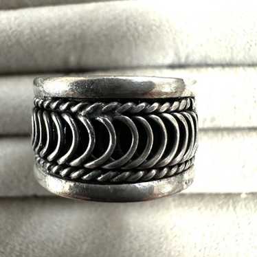 Vintage 925  silver ring band