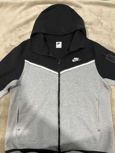 Nike Black/Gray Nike Tech