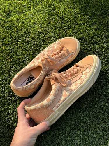 Joe Fresh × Vans Joe Fresh Goods Vans Peach