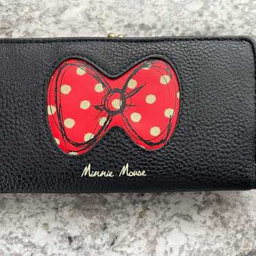 Disney Parks Vintage Minnie Mouse Long Flap Snap M