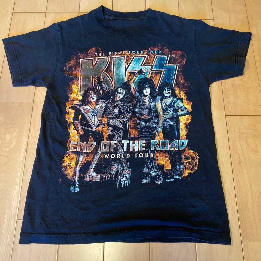 2020 KISS Last Tour luxurious T-shirt. - image 1