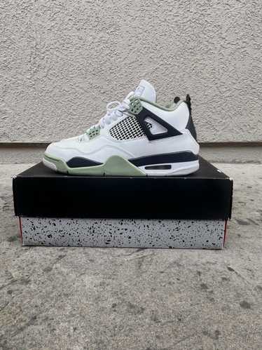 Jordan Brand × Nike Jordan 4 Seafoam