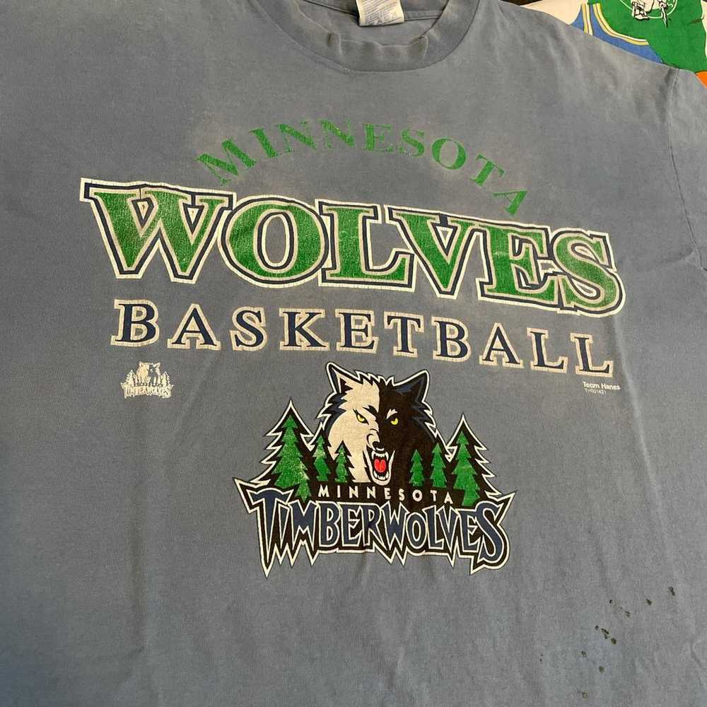 Vintage 90s NBA Minnesota Timberwolves Logo Baske… - image 3