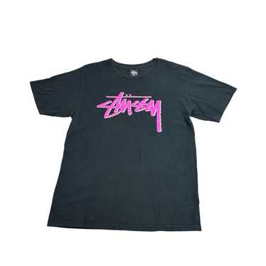 Stussy shirt logo pink - Gem Stussy shirt logo pink - Gem