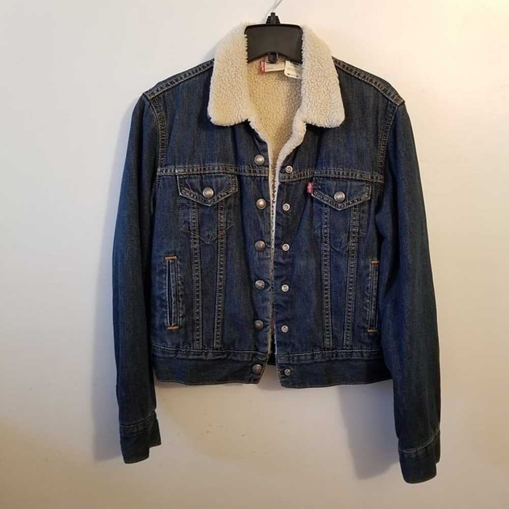 Vintage Levi's Red Tab Sherpa Lined Denim Trucker Jacket - size M