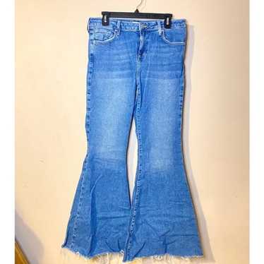 Forever 21 Flared Blue Denim Jeans